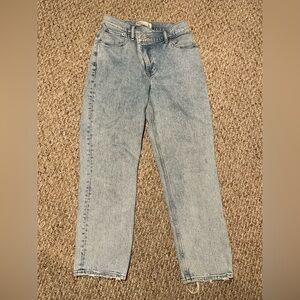 Abercrombie & Fitch Curve Love 90s straight ultra high rise Jean, 27/4 XS